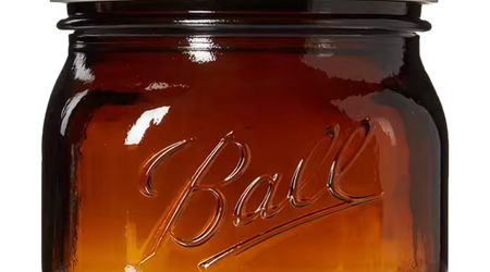 Latest Mason Jars Protect The Life Of Dried Herbs